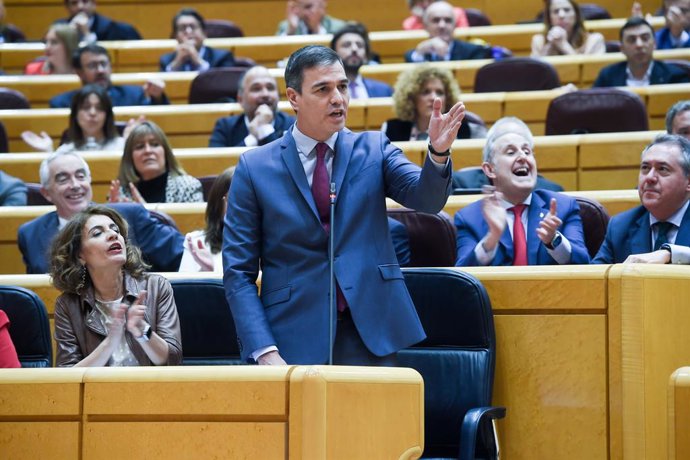 Archivo - Arquivo - O Presidente do Governo, Pedro Sánchez, fala durante uma sessão de controle do governo no Senado, em 12 de março de 2024, em Madri (Espanha). O Presidente do Governo aparece pela primeira vez nesta legislatura na sessão de controle do 