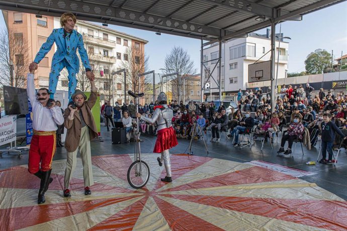 Archivo - Circo en Torrelavega por la Semana de la Audición