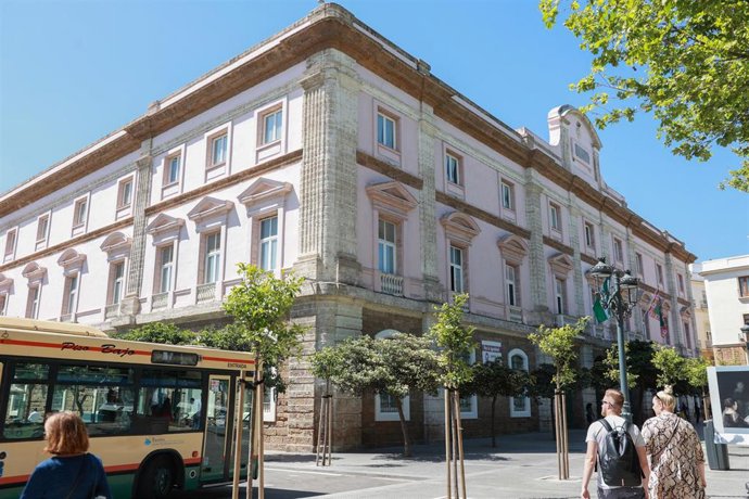 Archivo - Edificio de la Diputación de Cádiz.