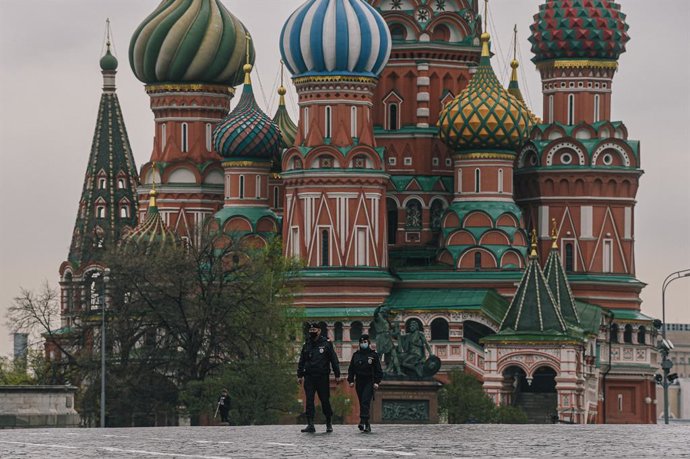 Archivo - Arquivo - Policiais na Praça Vermelha, em Moscou (arquivo)