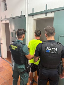 Detenido por hurto continuado en Ibiza
