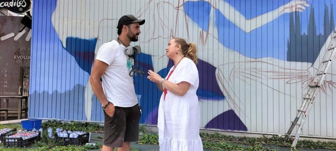 Álvarez y Galera en la visita a la ferua de atracciones.