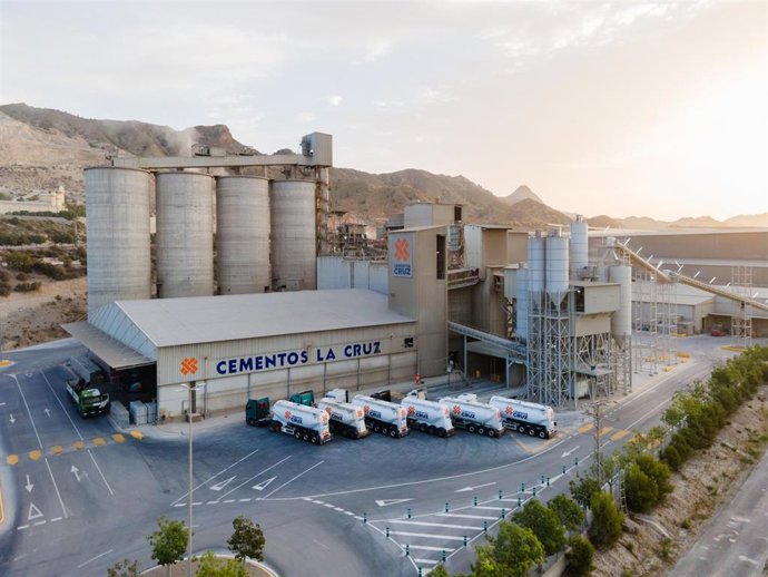 Fábrica de Cementos La Cruz