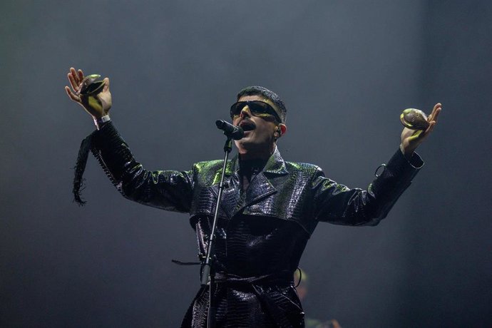 Archivo - El artista, Rodrigo Cuevas, durante su concierto en el Movistar Arena, a 25 de enero de 2025, en Madrid (España). 