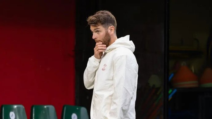 El entrenador Ibai Gómez en su etapa en el Arenas de Getxo