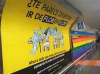 Asociación de familias numerosas critica "ir de flor en flor" por conducir a la "soledad" en una campaña en Metro
