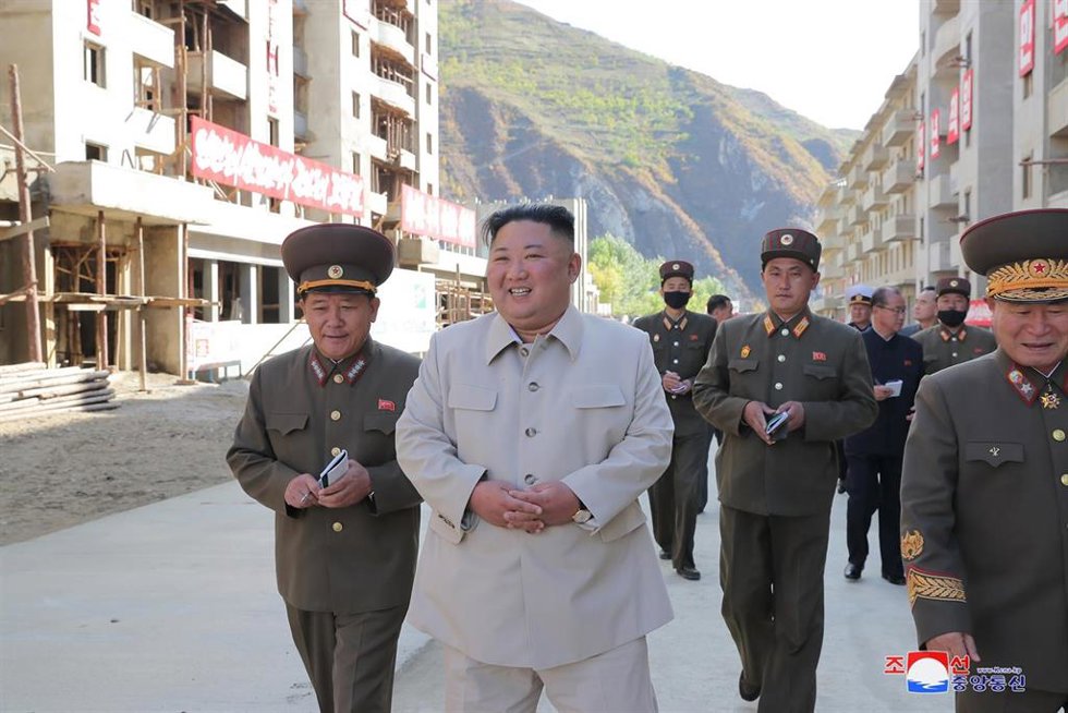 Archivo - Imagen de archivo del líder norcoreano, Kim Joong Un. 