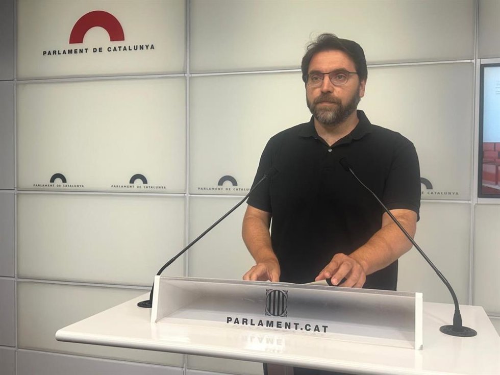 El portavoz del PSC en el Parlament, Ferran Pedret, en rueda de prensa este miércoles