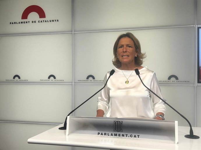 La diputada de Vox en el Parlament María García Fuster en rueda de prensa este miércoles