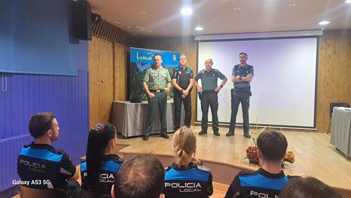 La Guardia Civil imparte unas jornadas de formación en materia de Violencia de Género a la Policía Local de Pola de Lena