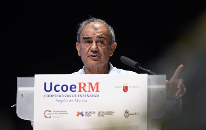 Pedreño, en la inauguración del VII Congreso Educativo de la Unión de Cooperativas de Enseñanza de la Región de Murcia (UCOERM)