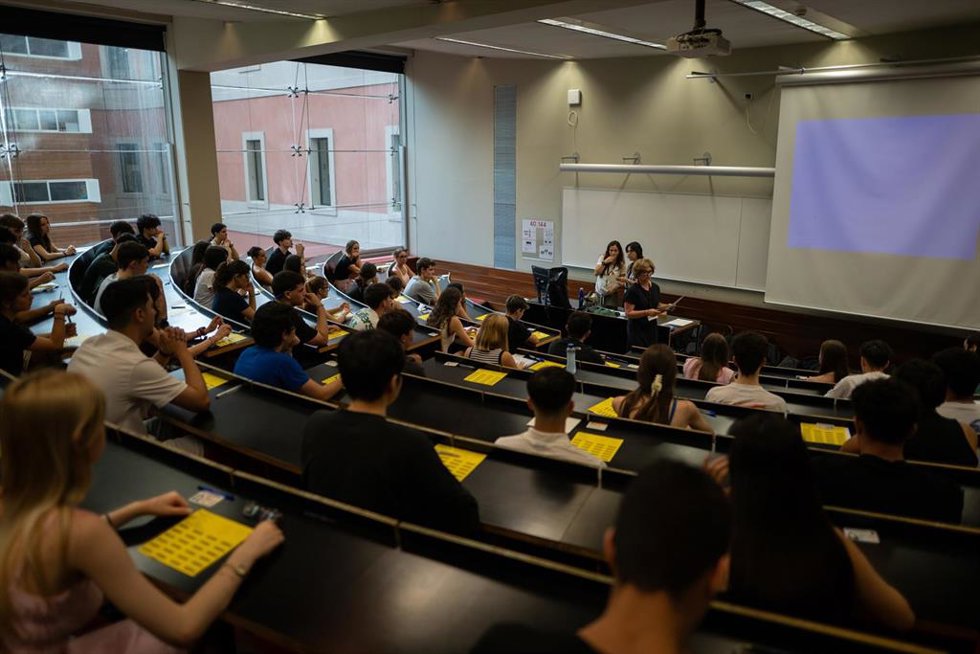 Examen de las PAU en Catalunya, a 11 de junio de 2025, en Barcelona, Catalunya (España), en una imagen de archivo