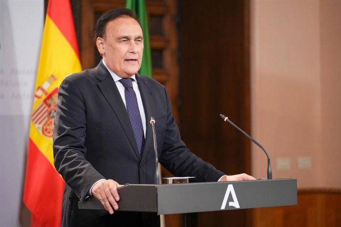 Archivo - El consejero de Universidad, Investigación e Innovación José Carlos Gómez Villamandos, en rueda de prensa posterior a la reunión del Consejo de Gobierno en una imagen de archivo