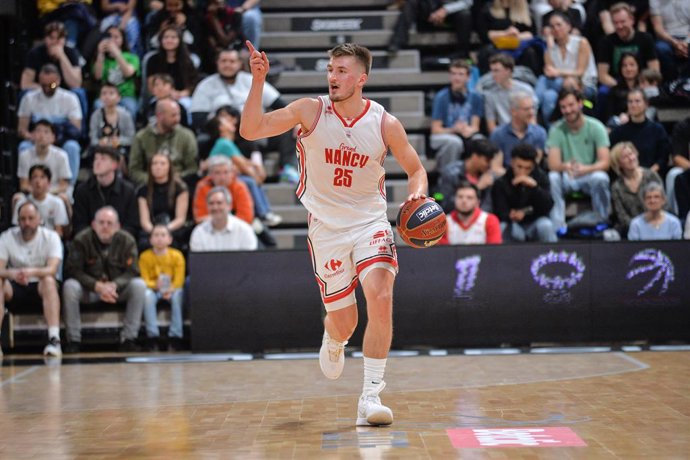 Archivo - Clement Frisch of SLUC Nancy Basket during the French championship, Betclic Elite basketball match between LDLC ASVEL and SLUC Nancy Basket on 25 April 2025 at Astroballe in Villeurbanne, France - Photo Cyril Lestage / DPPI