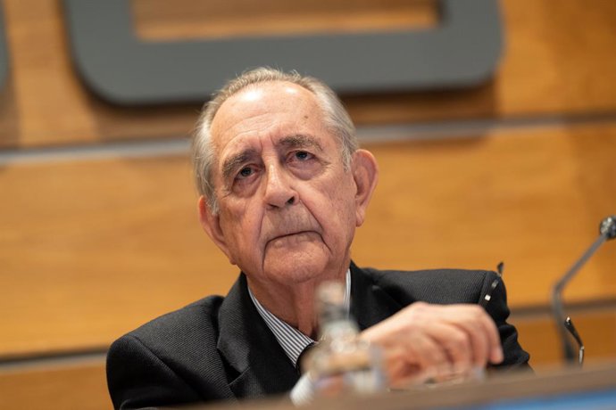 Archivo - El presidente de AMAT, Juan Roca, durante una jornada sobre absentismo laboral en la distribución, organizada por Asedas, en la sede de la CEOE, a 13 de febrero de 2025, en Madrid (España). ASEDAS, Asociación Española de Distribuidores, Autoserv