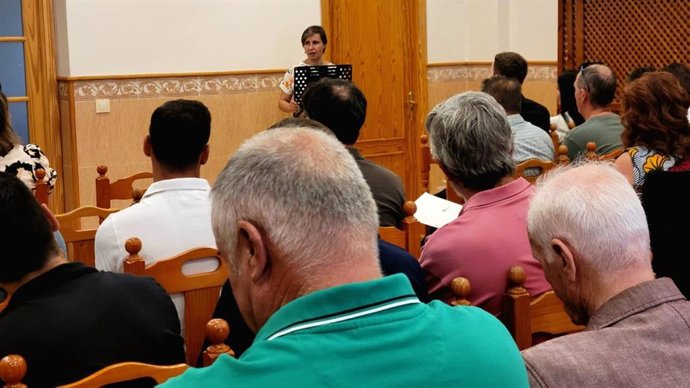 Soledad Aranda interviene en la presentación de la Ecofactoría de Aceites de Guadalentín.