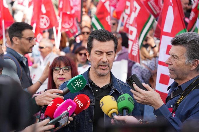 Archivo - El secretario del Área de Salud Laboral de UGT Sevilla, José Armando Rodríguez. Imagen de archivo. 