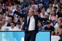 Chus Mateo: "A pesar de caer a la lona nos levantamos muchas veces"