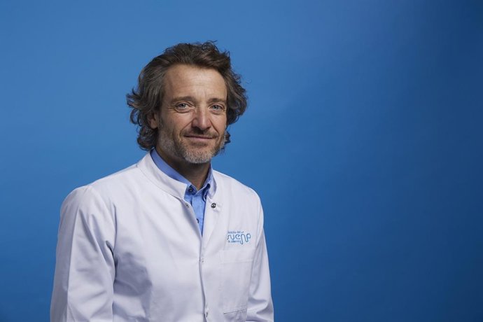 Archivo - Javier Albares, experto en medicina del sueño: "en España tenemos un serio problema con las pantallas y los menores"