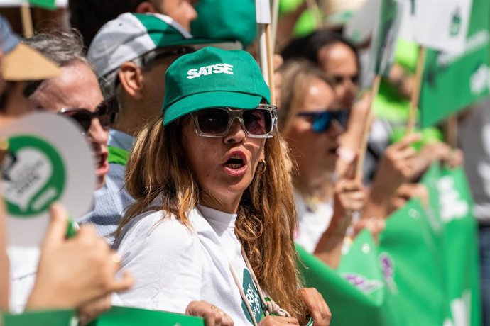 Archivo - Imagen de archivo de una manifestación de SATSE.