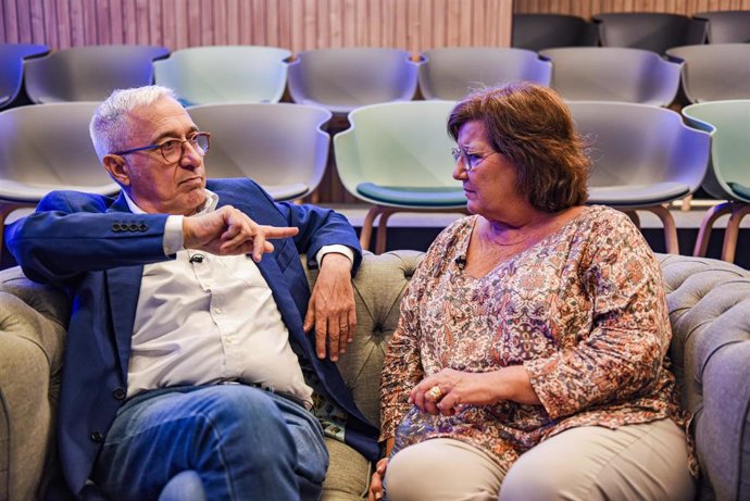 Xavier Sardà y Olga Viza antes del coloquio.