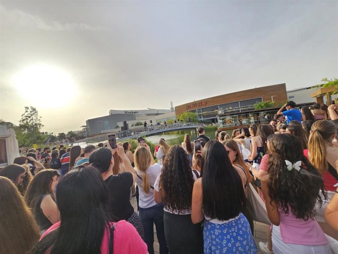 El shopping resort inicia su programación veraniega, que incluye conciertos, baile, espectáculos para todos y gastronomía.