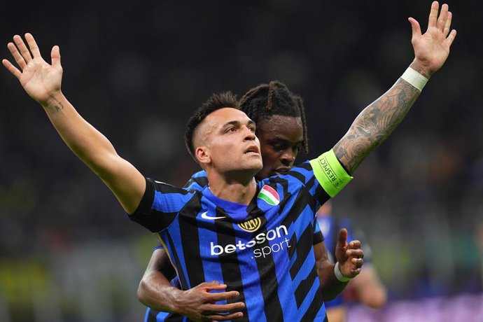 Archivo - 06 May 2025, Italy, Milan: Inter Milan's Lautaro Martinez celebrates scoring his side's first goal during the UEFA Champions League semi final second leg soccer match between Inter Milan and Barcelona at San Siro Stadium. Photo: -/LaPresse via Z