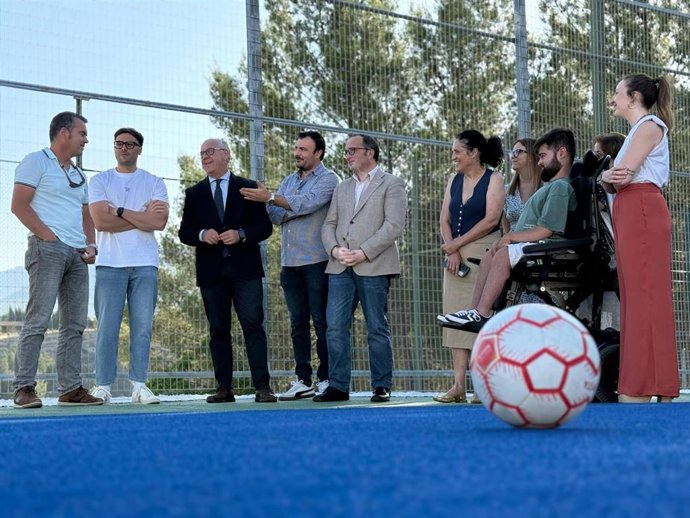 Visita a la pista polideportiva municipal de Quesada