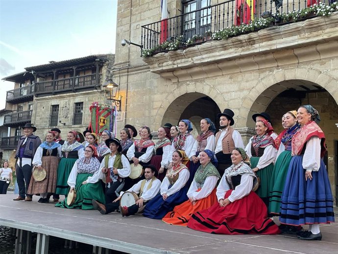 El programa 'Origen cultura' inicia su edición de este verano en la que llevará el folclore cántabro a 10 municipios