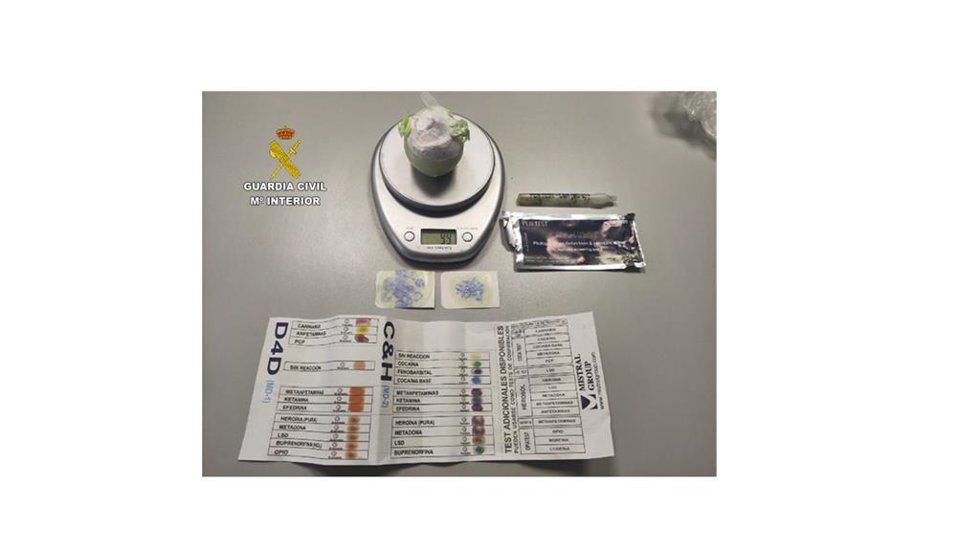 La Guardia Civil detiene en Manzanares a una persona por tráfico de droga.