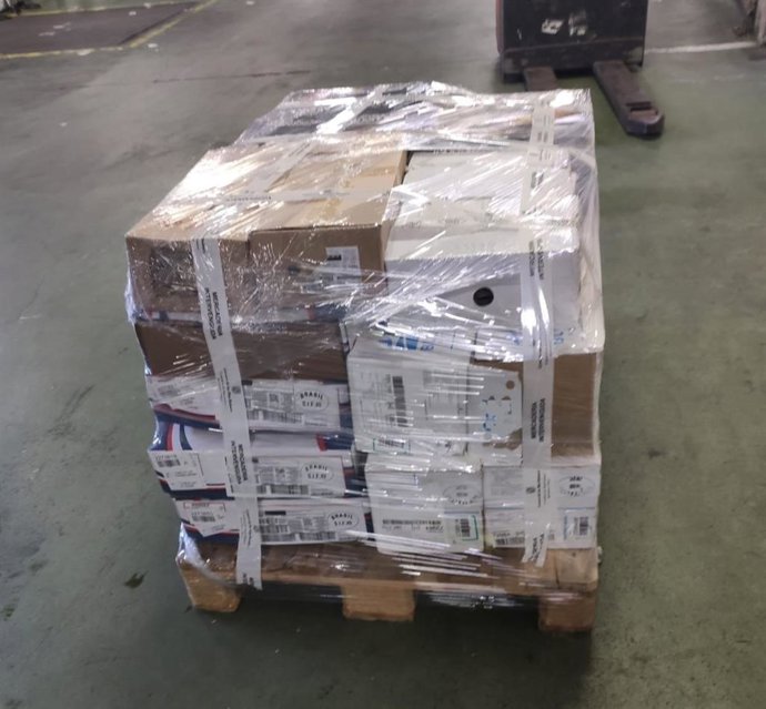 Intervienen una partida de productos cárnicos procedentes de la Península en un control en el puerto de Palma.