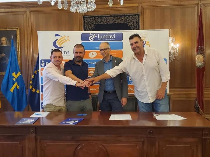 Firma de la renovación del convenio