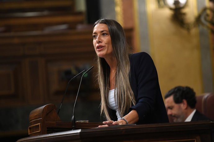 Archivo - La portavoz de Junts en el Congreso, Miriam Nogueras, interviene durante una sesión plenaria, en el Congreso de los Diputados, a 7 de mayo de 2025, en Madrid (España). El presidente del Gobierno comparece en el Congreso para dar explicaciones so