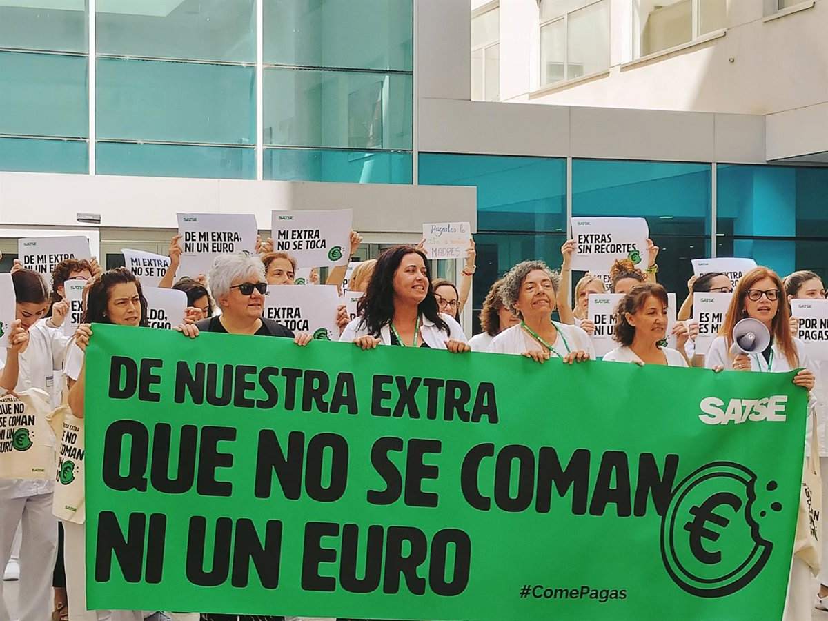 Enfermeras y fisioterapeutas, en  pie de guerra :  De nuestra extra, que no se coman ni un euro 