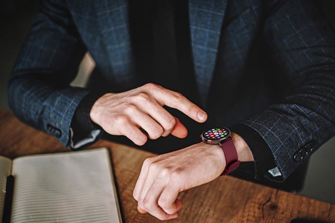 O novo "smartwatch" SPC Smartee Duo Velvet.