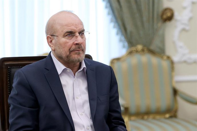 Archivo - El presidente del Parlamento de Irán, Mohamed Qalibaf, durante una reunión en enero de 2025 en la capital, Teherán (archivo)