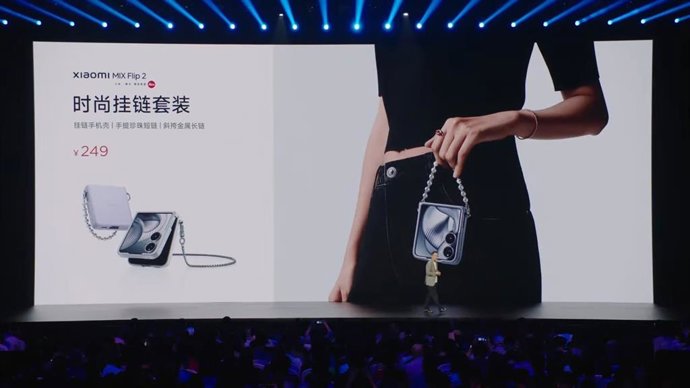 Colgante que convierte el Mix Flip 2 en un bolsito