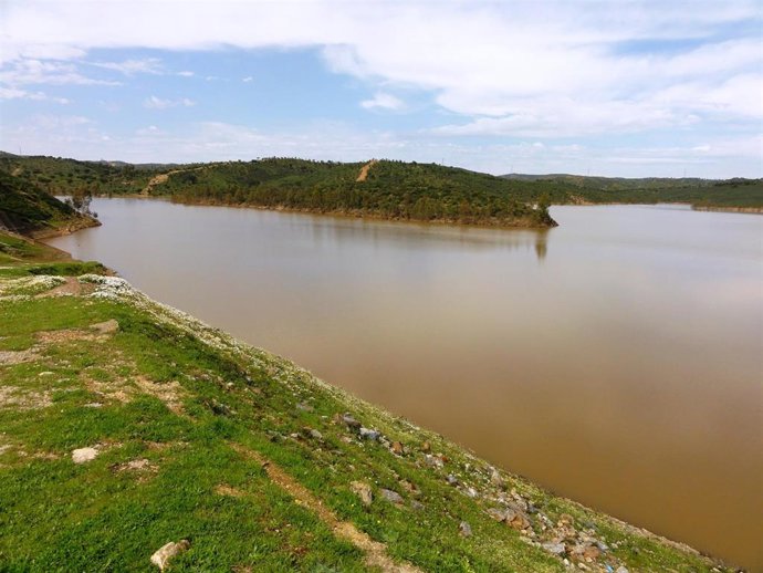 Archivo - Embalse del Agrio (Aznalcóllar, Sevilla)