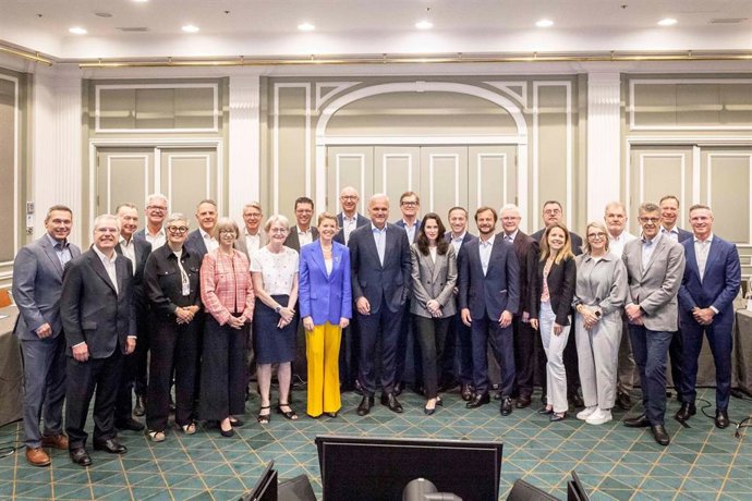 El presidente y ceo de Almirall, Carlos Gallardo, en el marco de la reunión de Efpia