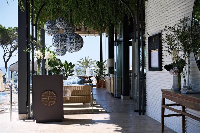 Restaurante China Crown