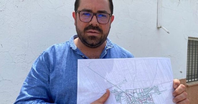 El portavoz PSOE en el Ayuntamiento de La Palma del Condado (Huelva), Rogelio Pinto.