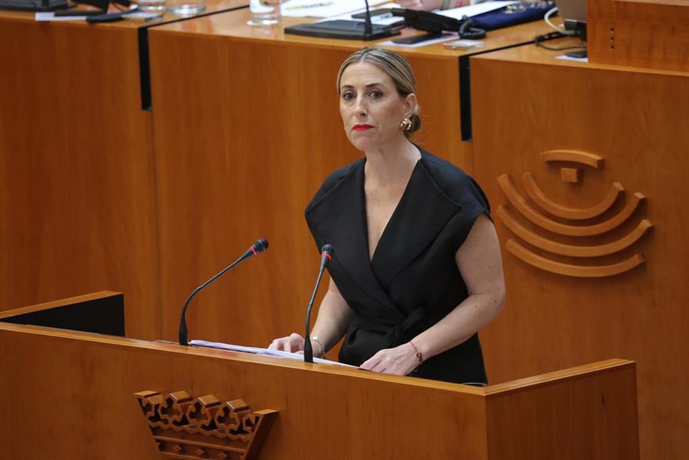 La presidenta de la Junta de Extremadura, María Guardiola, en su discurso del Debate sobre el Estado de la Región