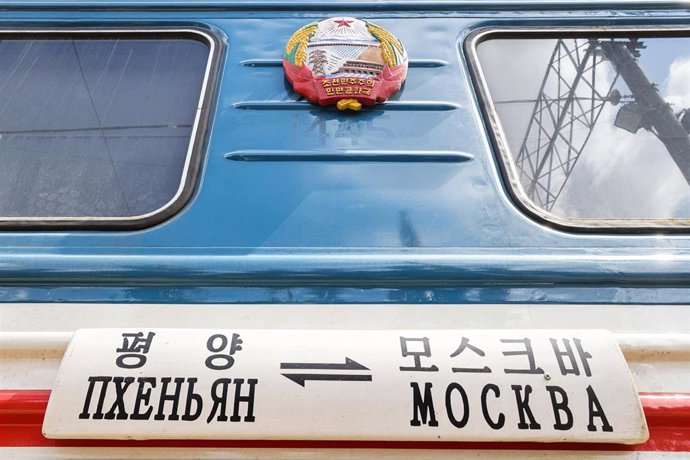 Imagen de archivo de un tren que cumbre la distancia entre Moscú y Pyongyang.