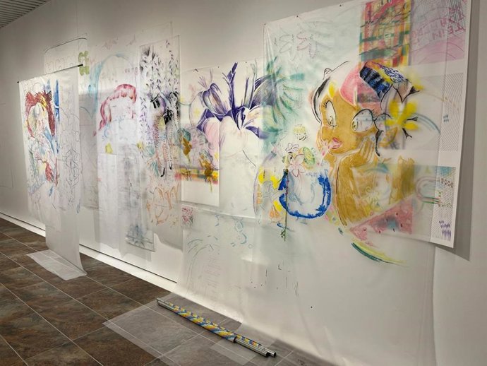 La Sala de la Provincia acoge desde este jueves la exposición 'Vestía traje de Punto Ilusión', de la artista onubense Mariem Iman