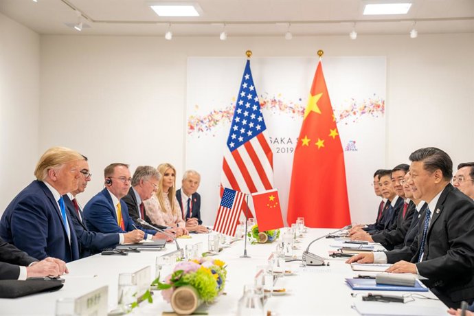Archivo - 28 de junho de 2019 - Osaka, Japão - O presidente Donald J. Trump se junta ao presidente da China, Xi Jinping, em uma reunião bilateral no sábado, 29 de junho de 2019, na Cúpula do G20 em Osaka, Japão:  Presidente Donald Trump, Presidente da Chi
