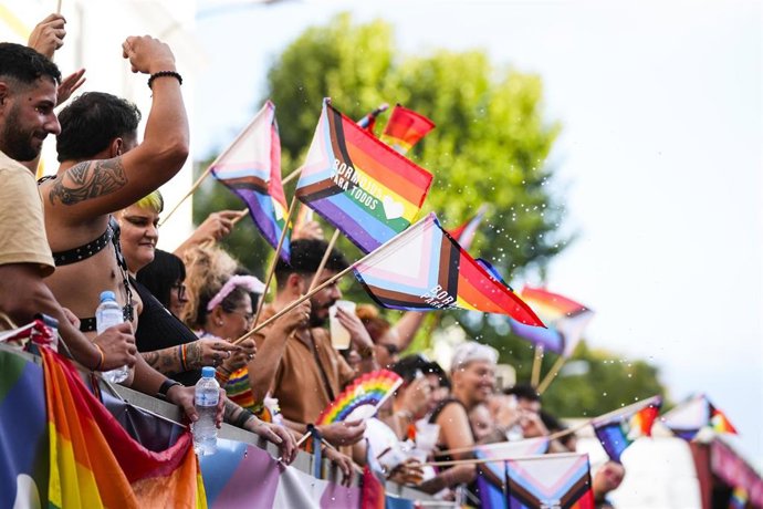 Archivo - Detalle de la manifestación del Día del Orgullo, en foto de archivo.