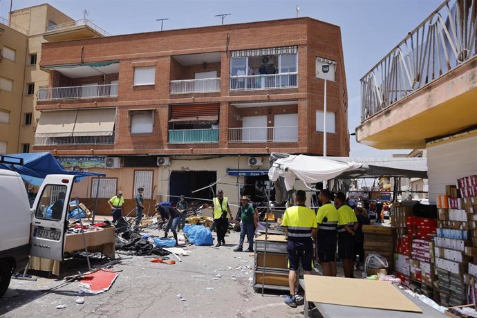 Explosión de un bar en Lo Pagán (San Pedro del Pinatar)