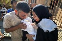 Mueren otros dos bebés palestinos por desnutrición en la Franja de Gaza en plena ofensiva de Israel