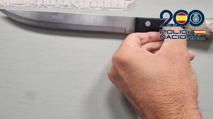 Arma blanca incautada con la detención