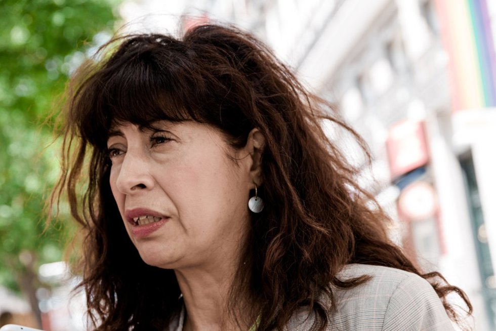 La ministra de igualdad, Ana Redondo, participa en un minuto de silencio por el último asesinato por violencia machista, a 25 de junio de 2025, en Madrid (España).